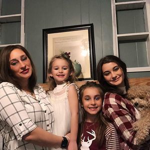 Meet your Posher, Hatti